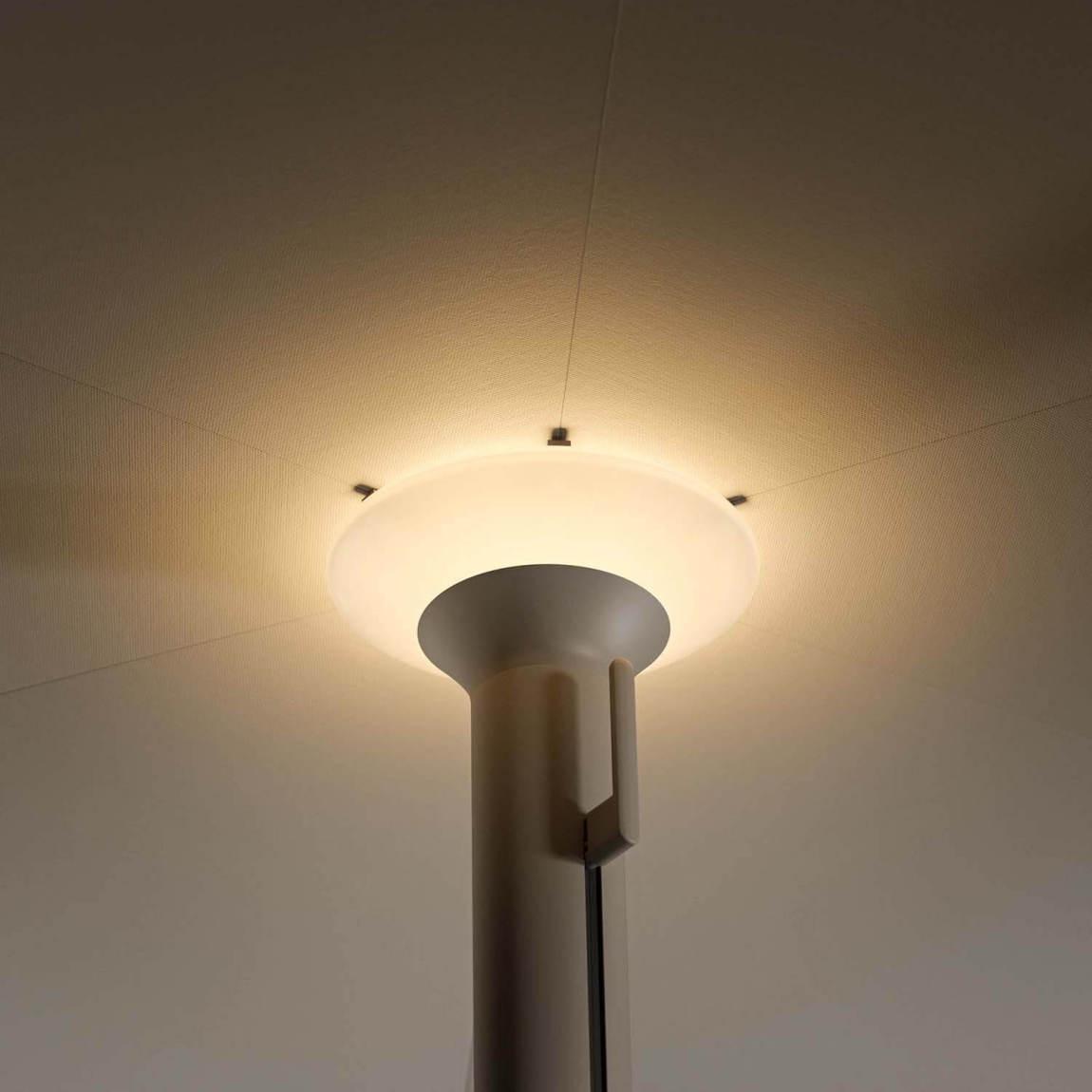 Aurelia Bloom™ Smart Parasol