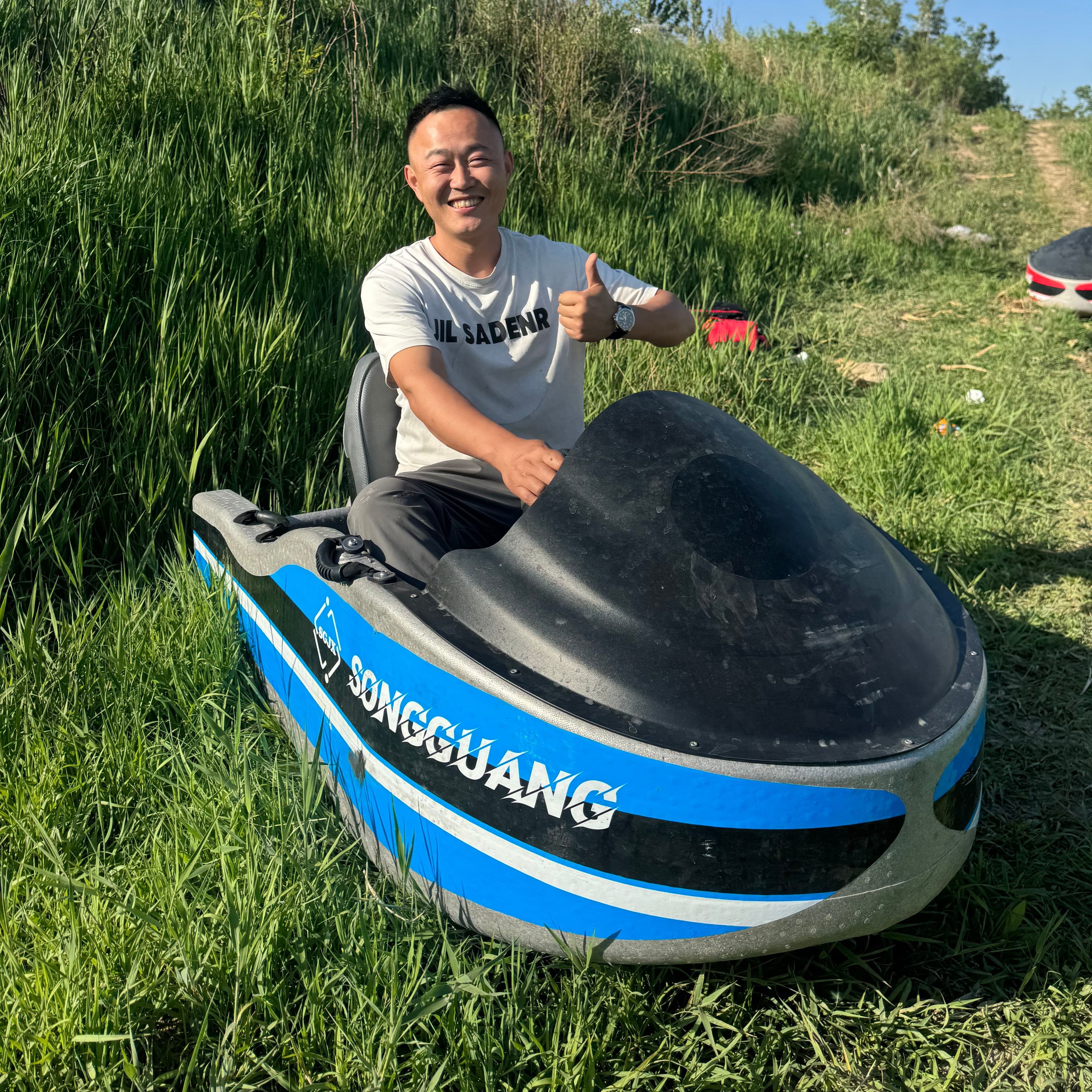 High-Speed Electric Jet Ski Kart Boat – 15KW Performance Water Ride  (Supports worldwide shipping)