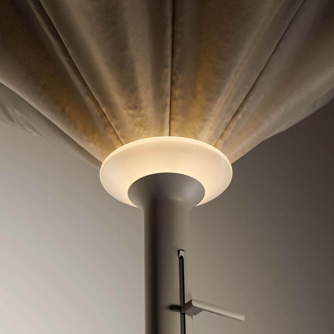 Aurelia Bloom™ Smart Parasol