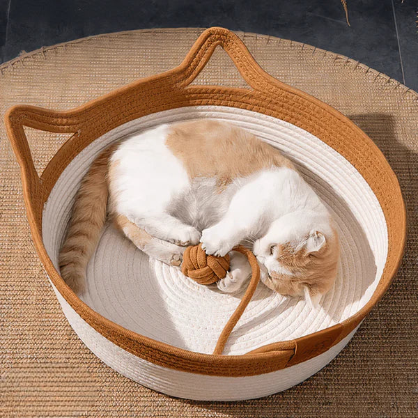 🐾  Cozy Cat Basket Bed